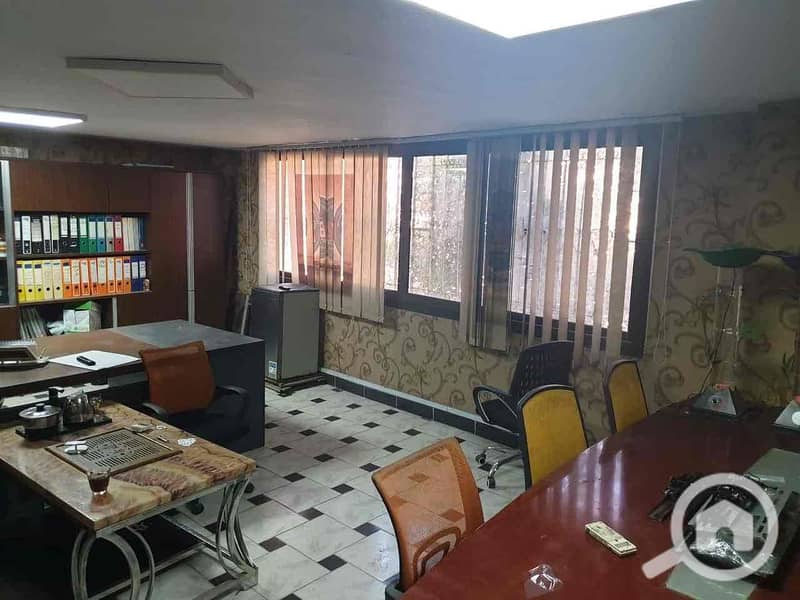 10 3904c9f4-52ba-4b02-abb9-f5e89663233e. jpg