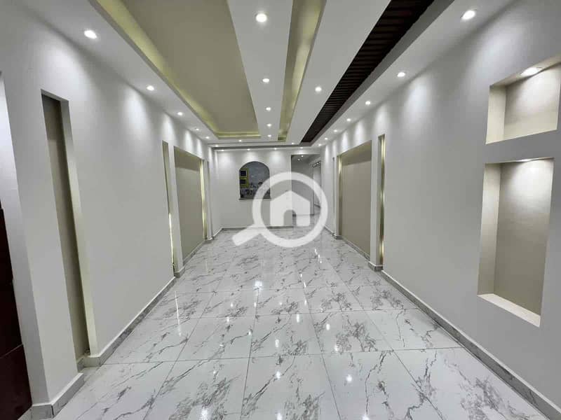 6 894a4d40-d103-4e78-8977-a66be56a6c3b. jpg