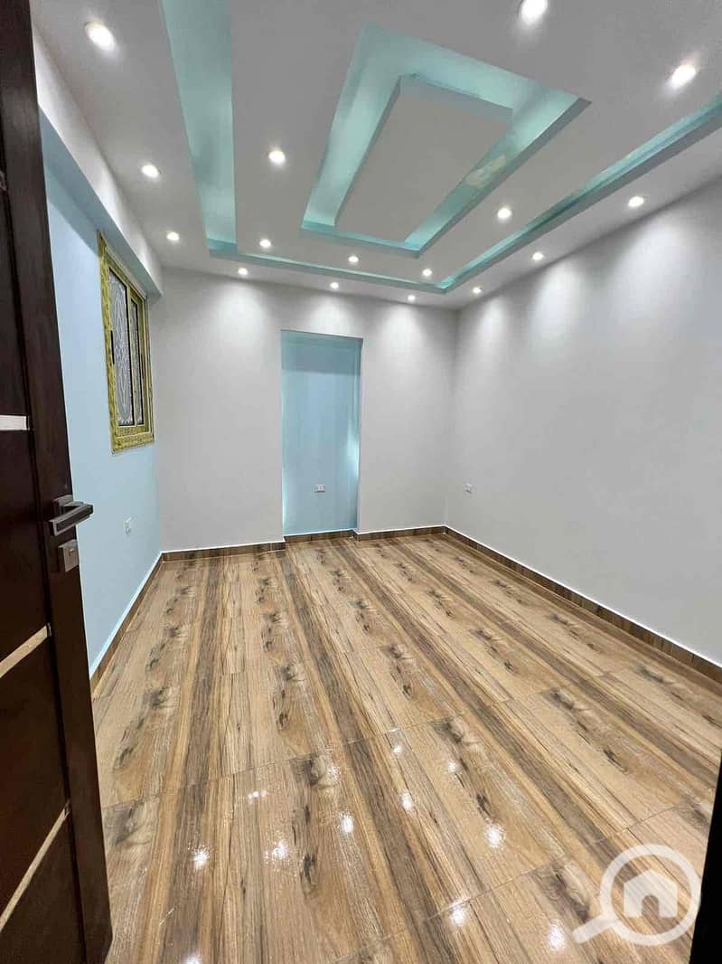 10 698f80bb-01b9-441b-91e3-13b6d611a7e9. jpg