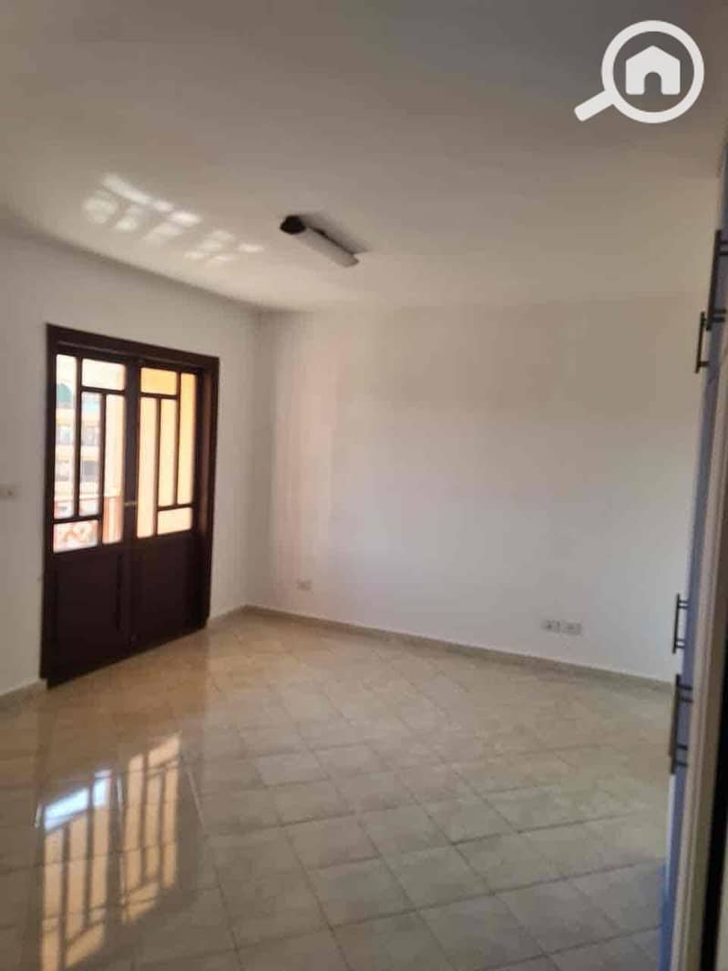 2 87617aa8-9473-45b7-8dc3-449d2e802114. jpg