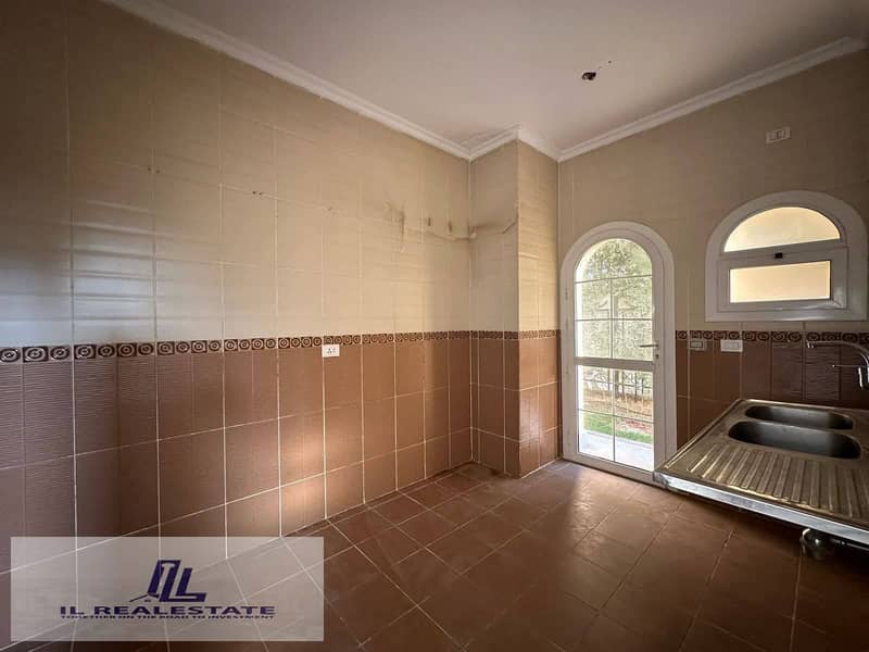 7 596981639_881185861088852_4658796161255049787_n. jpg