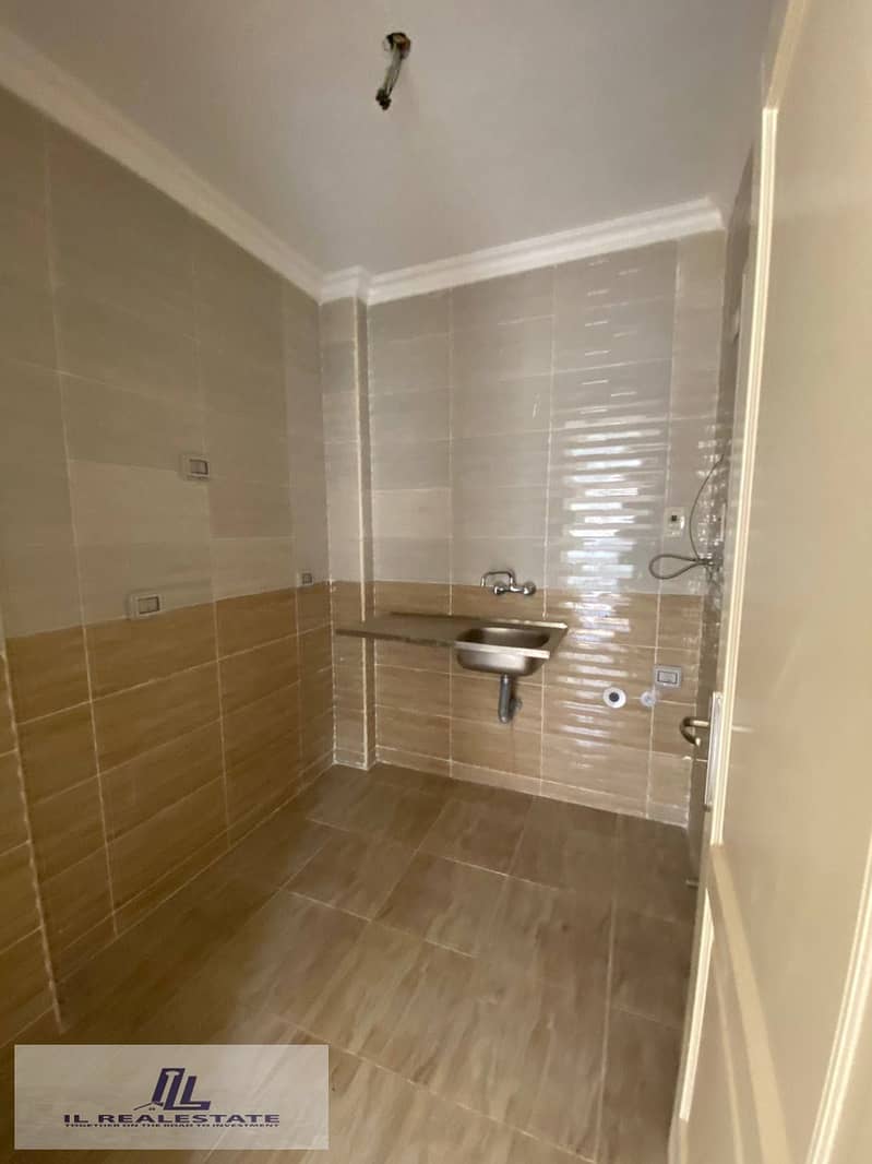 4 576956003_728905130228740_4421814688394086232_n. jpg