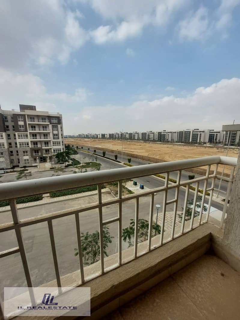 7 74-B12 - Copy. jpg