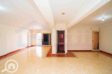 4 Bedroom Flat for Rent in Smoha, Alexandria - DSC03855. jpg
