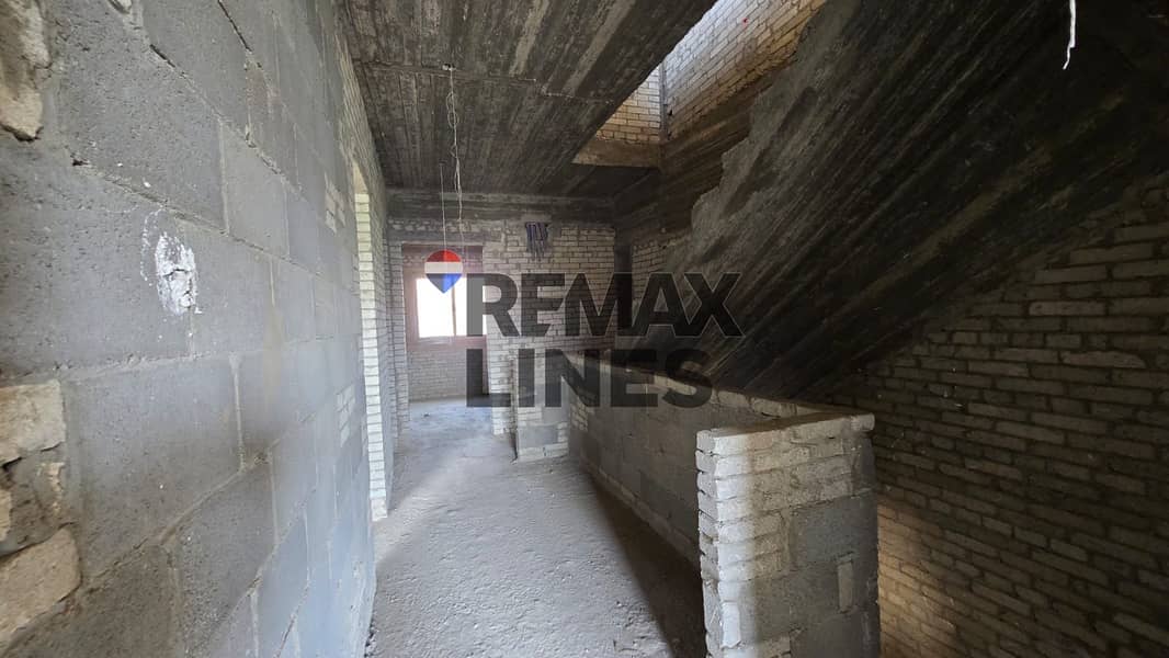 25 WhatsApp Image 2025-12-22 at 10.35. 00 AM (1). jpeg