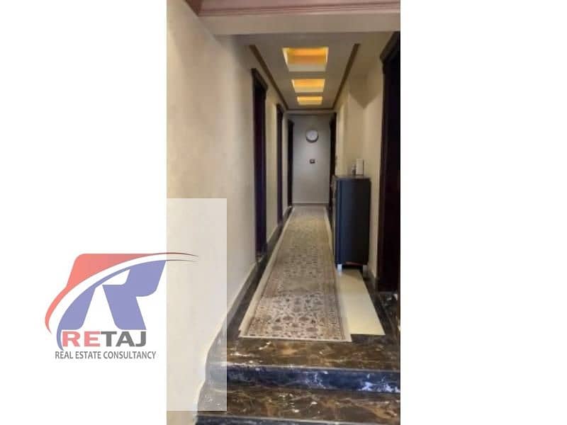 4 b0bb1d75-3678-4ae5-8c9a-82838dd93cd5. jfif. jpg