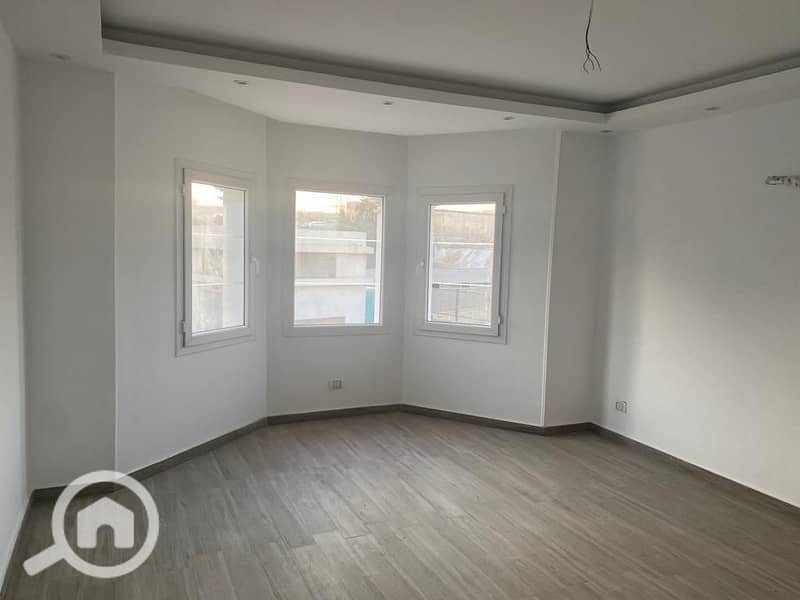 7 WhatsApp Image 2025-12-18 at 4.39. 39 PM. jpeg