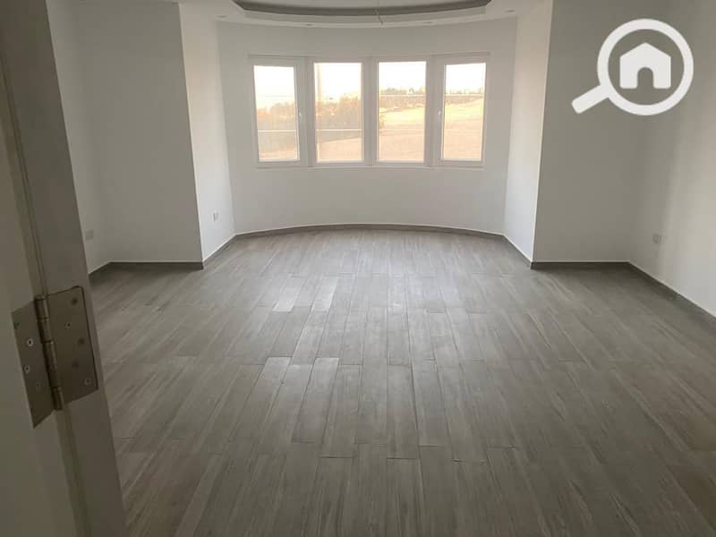 10 WhatsApp Image 2025-12-18 at 4.39. 40 PM (3). jpeg