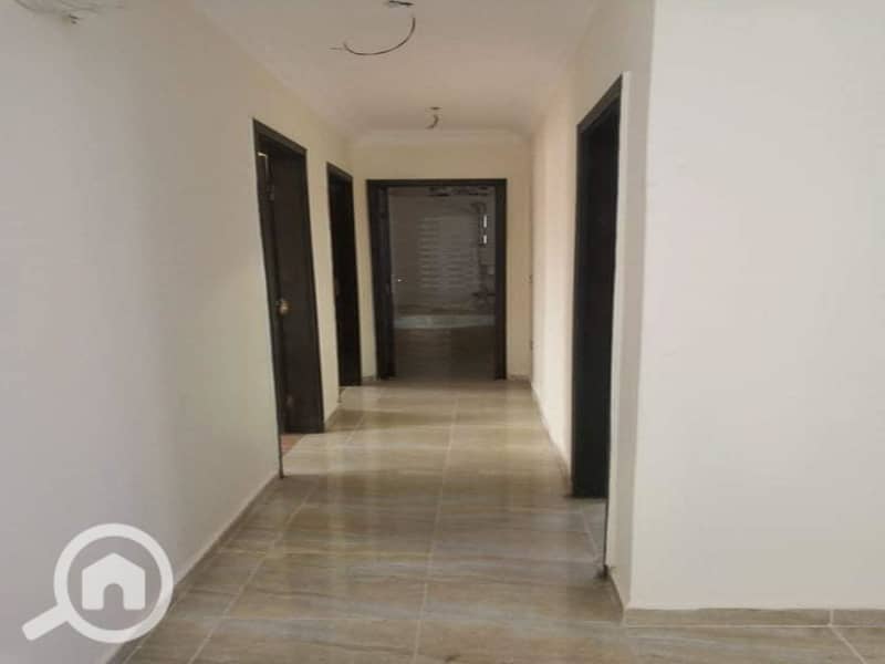 7 f955fe50-8a45-4749-93f2-3249e71ea6d5. jpg