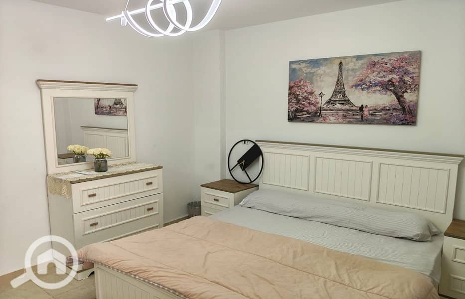 22 eb6edd0c-10b2-486f-8a84-1dcb753792f1. jpg