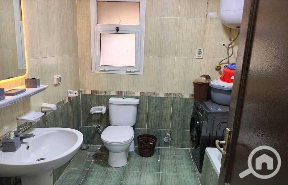 28 0ed2fe55-d320-4308-b19d-ac4f180c9a84. jpg