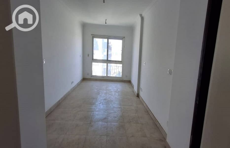 4 5fc06abe-afd9-40bf-8680-bb0e37dd4598. jpg