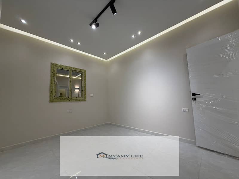 11 WhatsApp Image 2025-12-21 at 11.39. 49 PM. jpeg