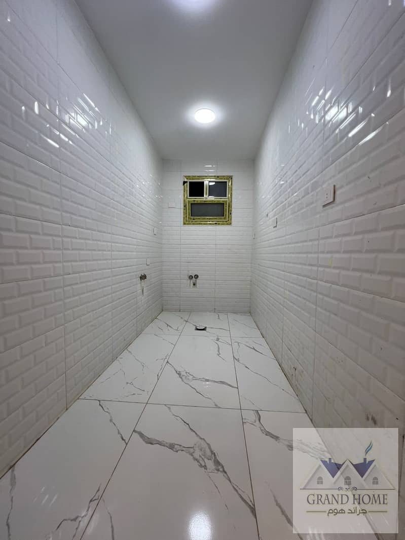 7 12da2f38-51f2-4742-bc21-fe6859b6896c. jpg