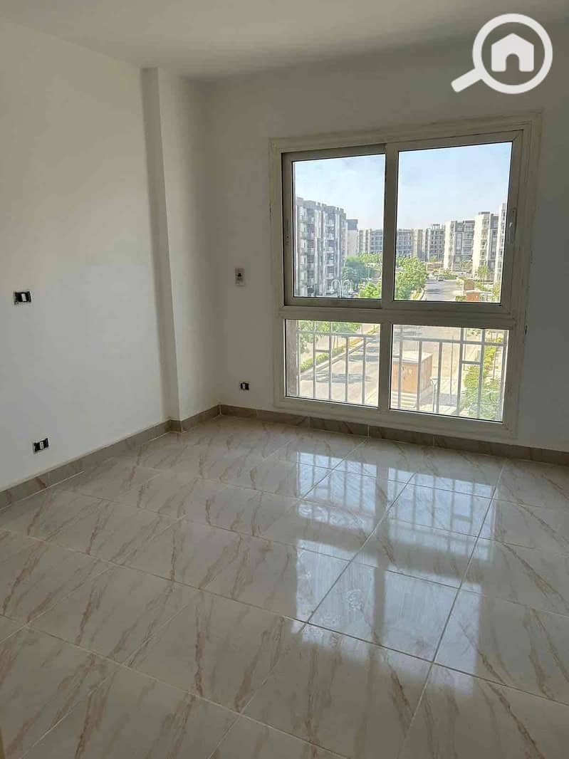 17 b4cc6797-dff4-49c5-bac8-4a48280c81d5. jpg