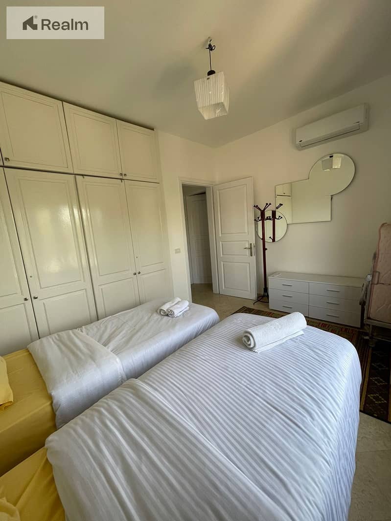 10 WhatsApp Image 2025-11-17 at 10.00. 54_1a043b2c. jpg