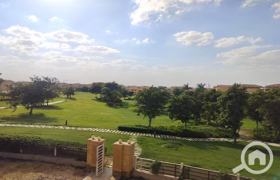 5 dbf5c88f-c3fb-45a3-b57b-629836a15fbe. jpg