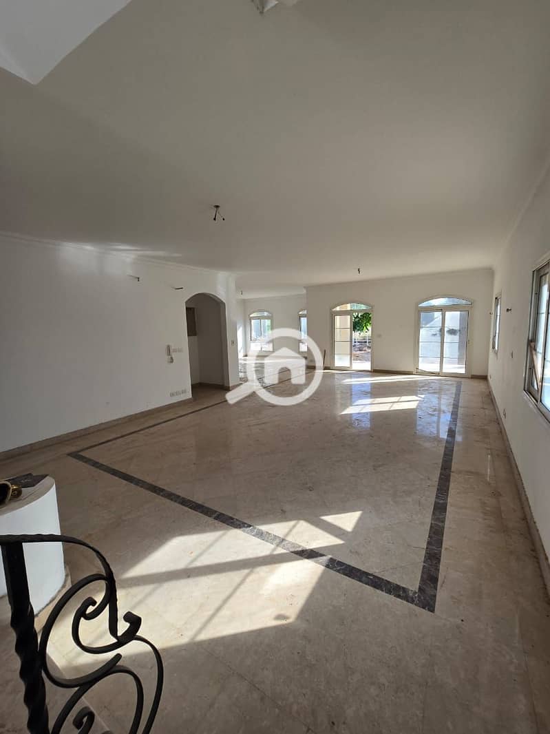 8 77c7e5fd-8d06-45a4-b512-4c88d9ca628b. jpeg