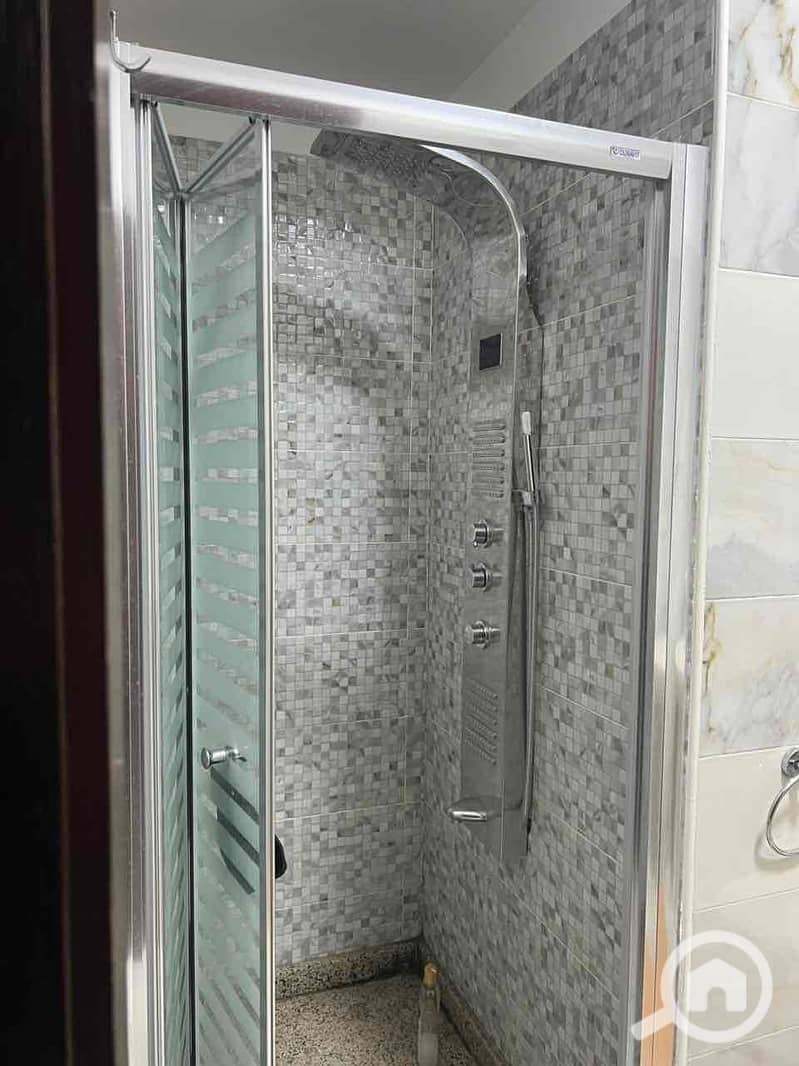 10 f412d350-c2ec-4431-a874-c8bdbb15c4ea. jpg