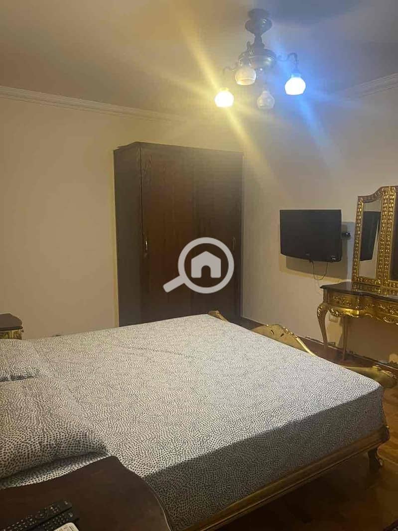 13 0ffa205d-8c22-4e31-b01c-f6ef3a03c1ec. jpg