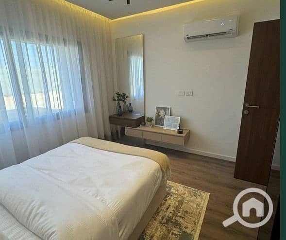 12 c605da41-e14d-4dea-b881-d6ba4089f1c0. jpeg