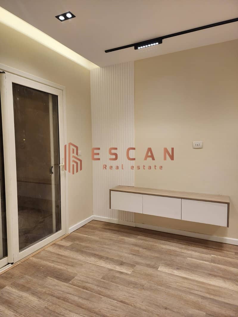 5 WhatsApp Image 2025-12-19 at 1.08. 50 PM (1). jpeg