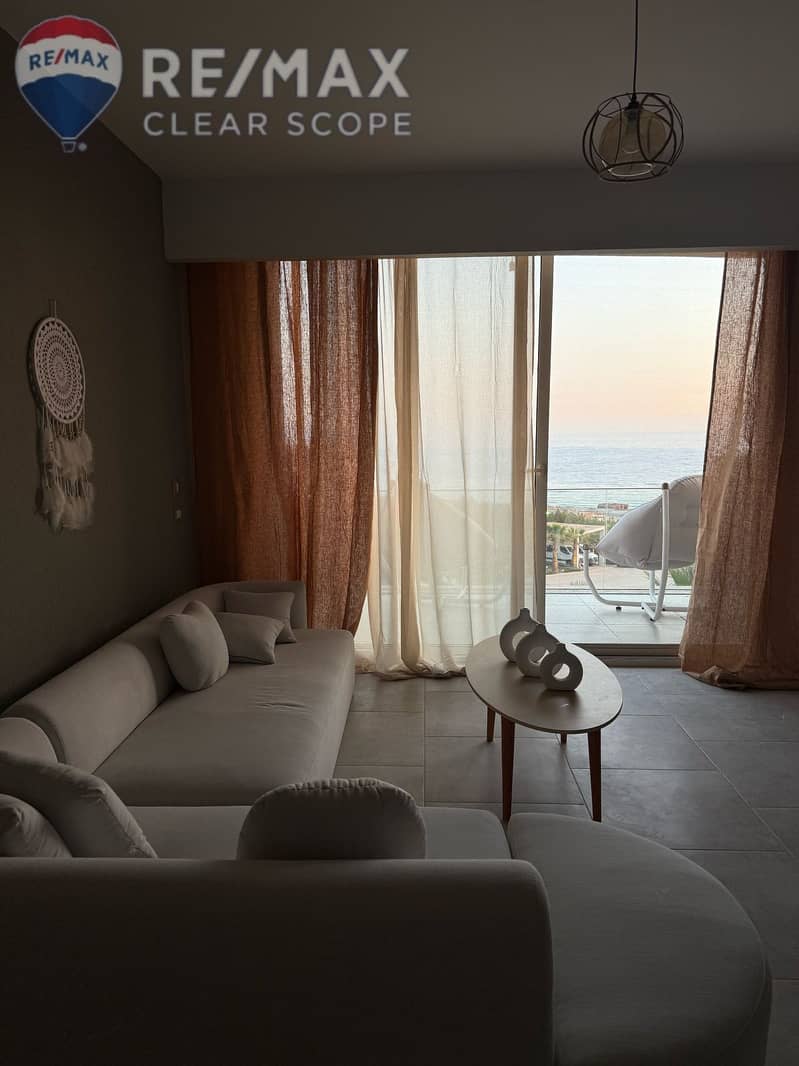 9 b1e11421-298a-4320-91b9-e6a13f194a10. jpg