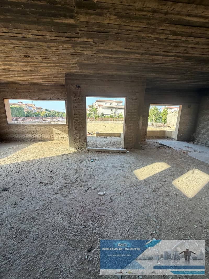 7 8fb502c6-b89d-4143-baac-8a522a9cc2c0. jpg