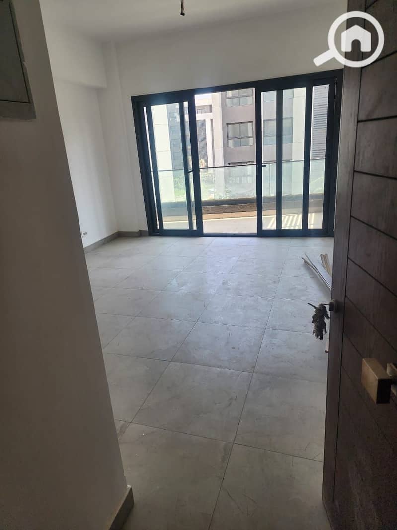 4 29b236e9-915b-4324-b4da-c4742c8bf733. jpeg