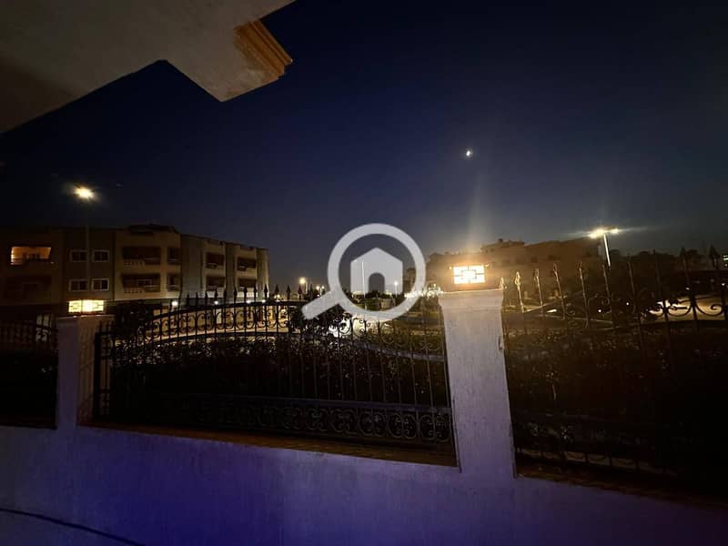 8 600297426_122153649566887425_6255633288786884128_n. jpg