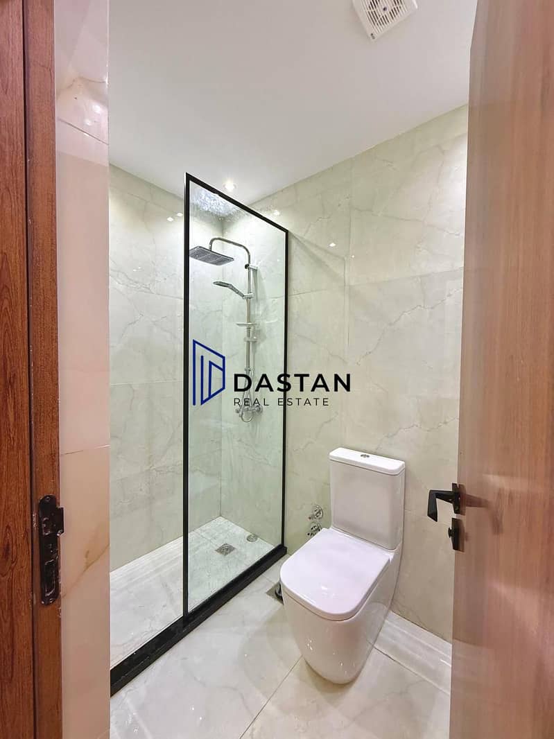 12 WhatsApp Image 2025-12-18 at 10.37. 14 PM (1). jpeg