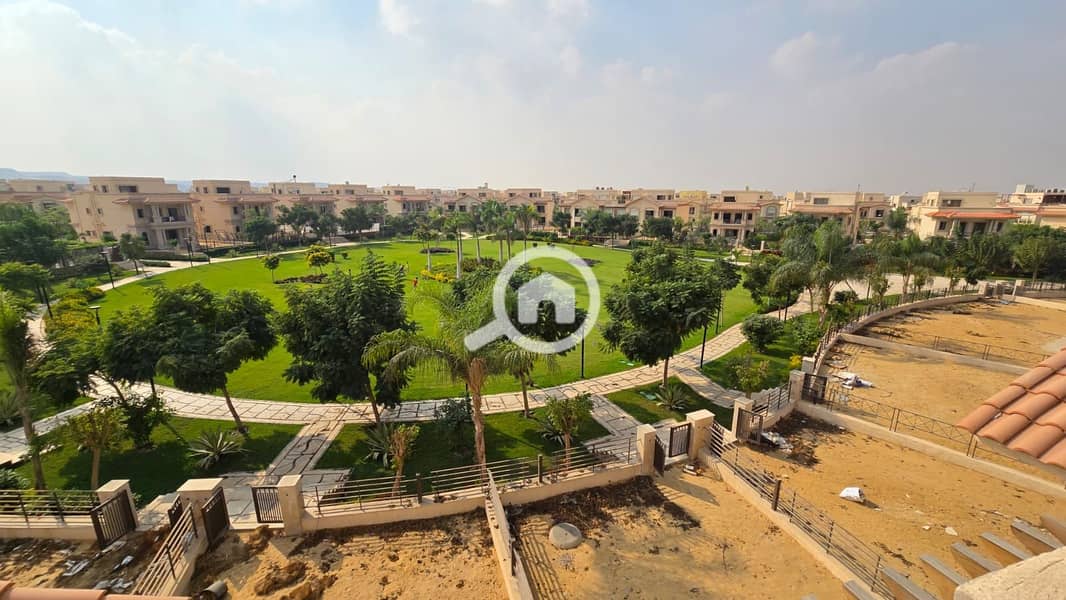 18 88566255-bf1d-4492-9b8f-615aa7fa97bd. jpeg