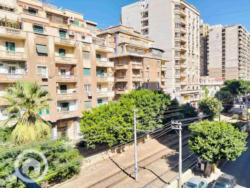 1000394323. jpg 1000394323. jpg