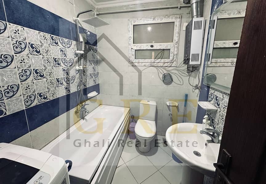 2 6e027541-63a0-474a-9706-e69b34cbb11e. jpg