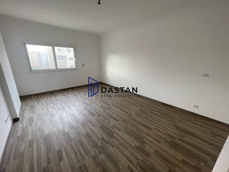 8 472123063_1293414388567307_5814232952956810349_n. jpg