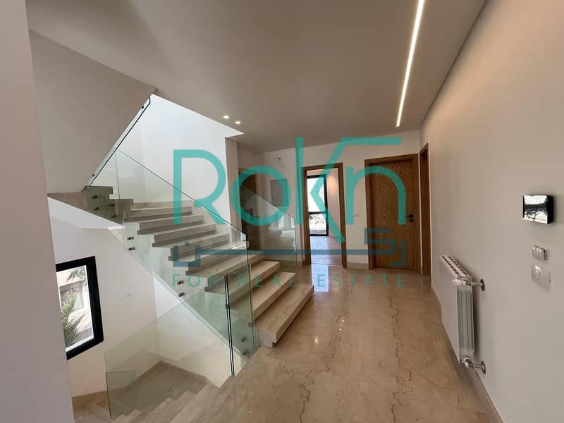 3 4b3148e2-b1be-41af-8fd4-6dc1fa7fad06. jpg