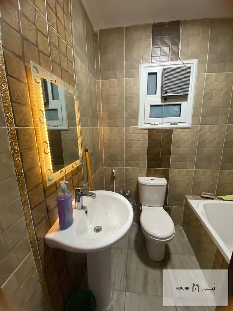 10 3207d616-29e5-41ca-8530-ba1fc69be4dc. jpg