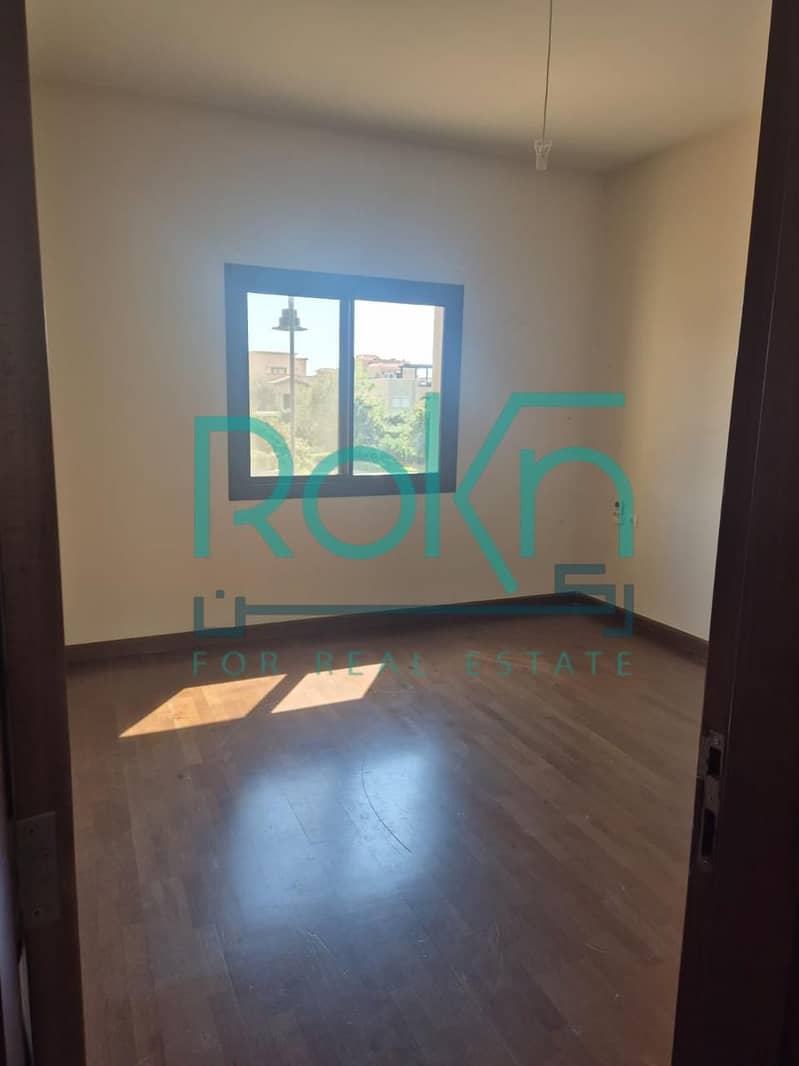 16 bdcbab26-5f3a-4e17-bf26-5c8f4d3222df. jpg