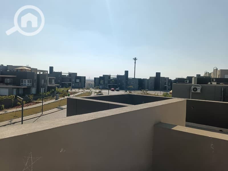 8 WhatsApp Image 2025-11-12 at 12.25. 52 (3). jpeg