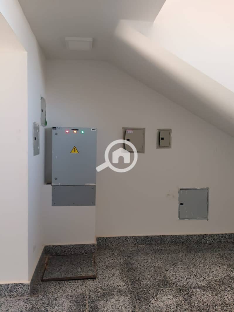 15 WhatsApp Image 2025-11-12 at 12.25. 56. jpeg