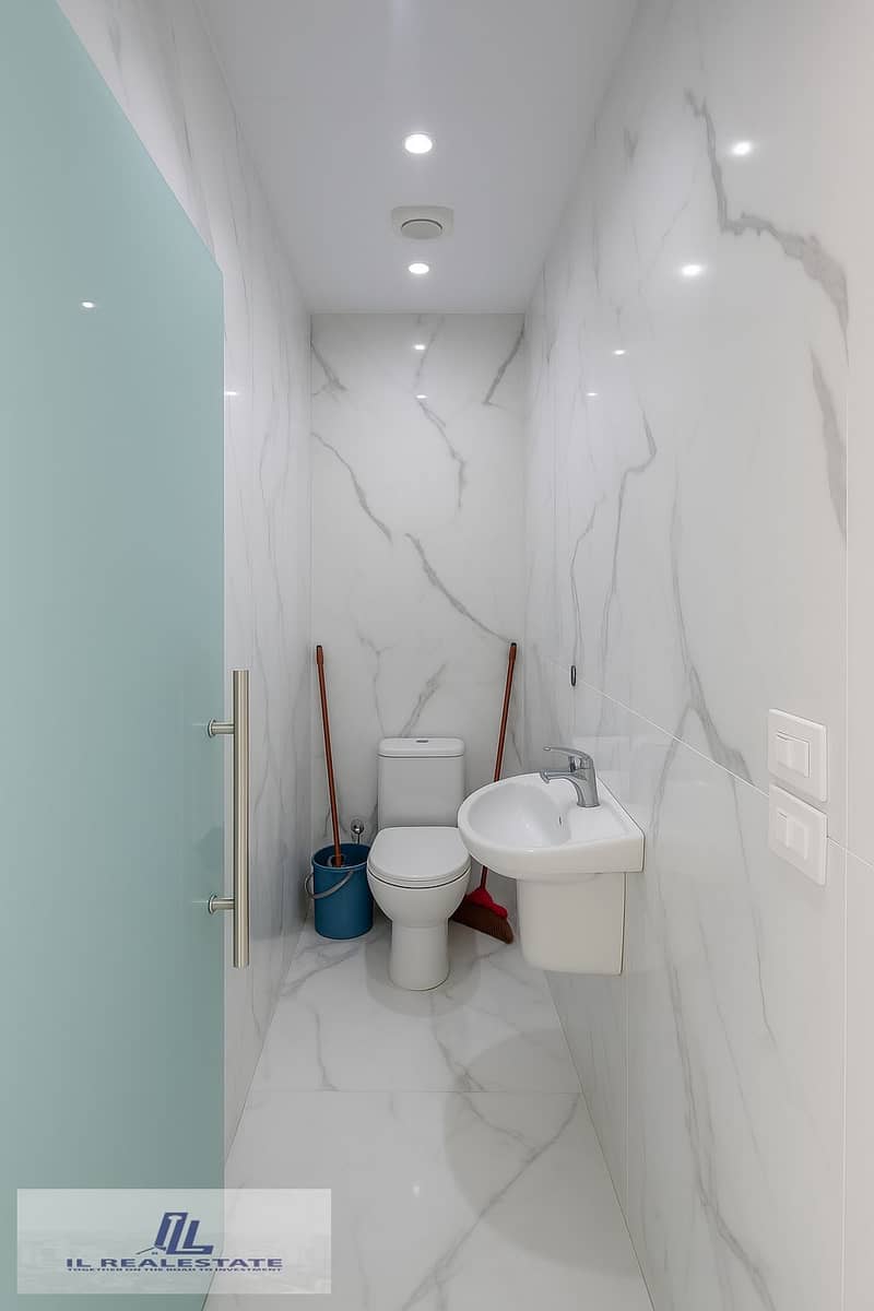 2 d2d9095c-7347-49a8-b84a-875d63391aca. png