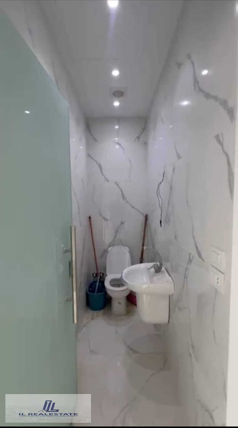 4 WhatsApp Image 2025-12-11 at 1.23. 43 PM (2). jpeg