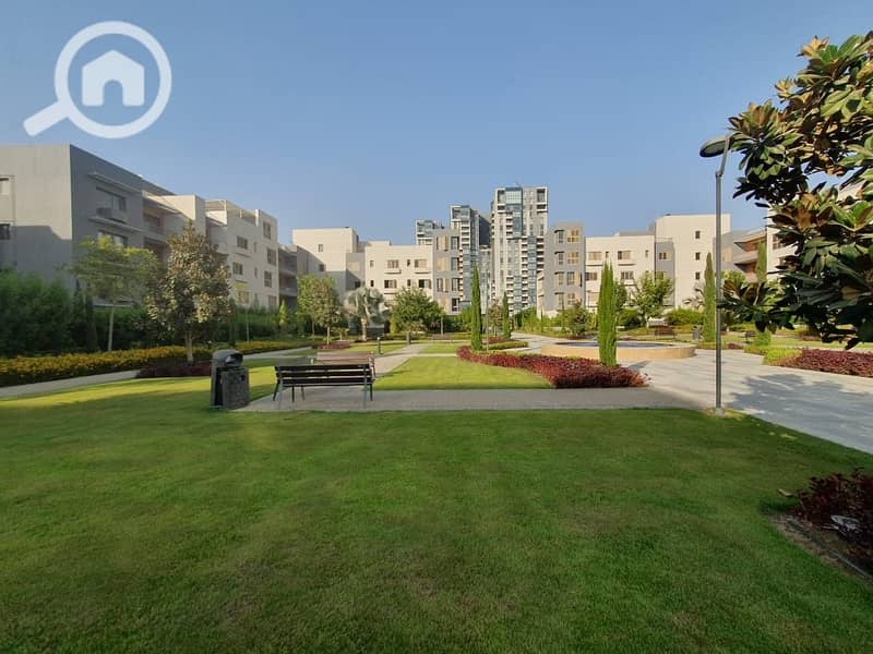 3 93c671ad-6637-4285-b3e5-546ec02a3b67. jpg