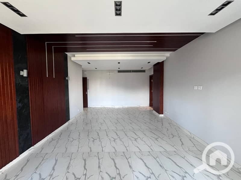 4 48f9c4a1-9e83-4e2f-b49b-a62f8d1b2b1a. jpg