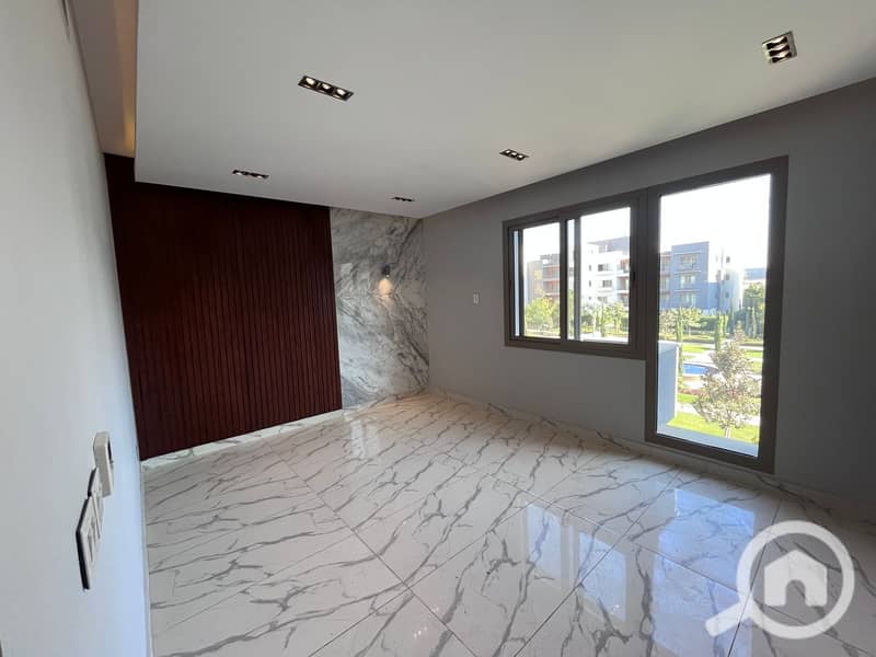 6 0ac52063-50b5-46ca-a449-e1dac3ab165b. jpg