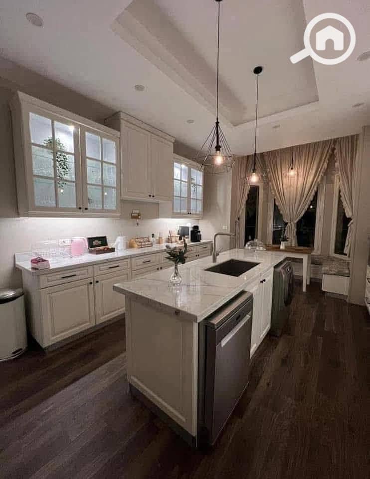 11 600065258_2636170673427790_8386094688867397220_n. jpg