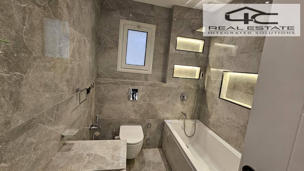 6 WhatsApp Image 2025-12-21 at 22.09. 47 (1). jpeg