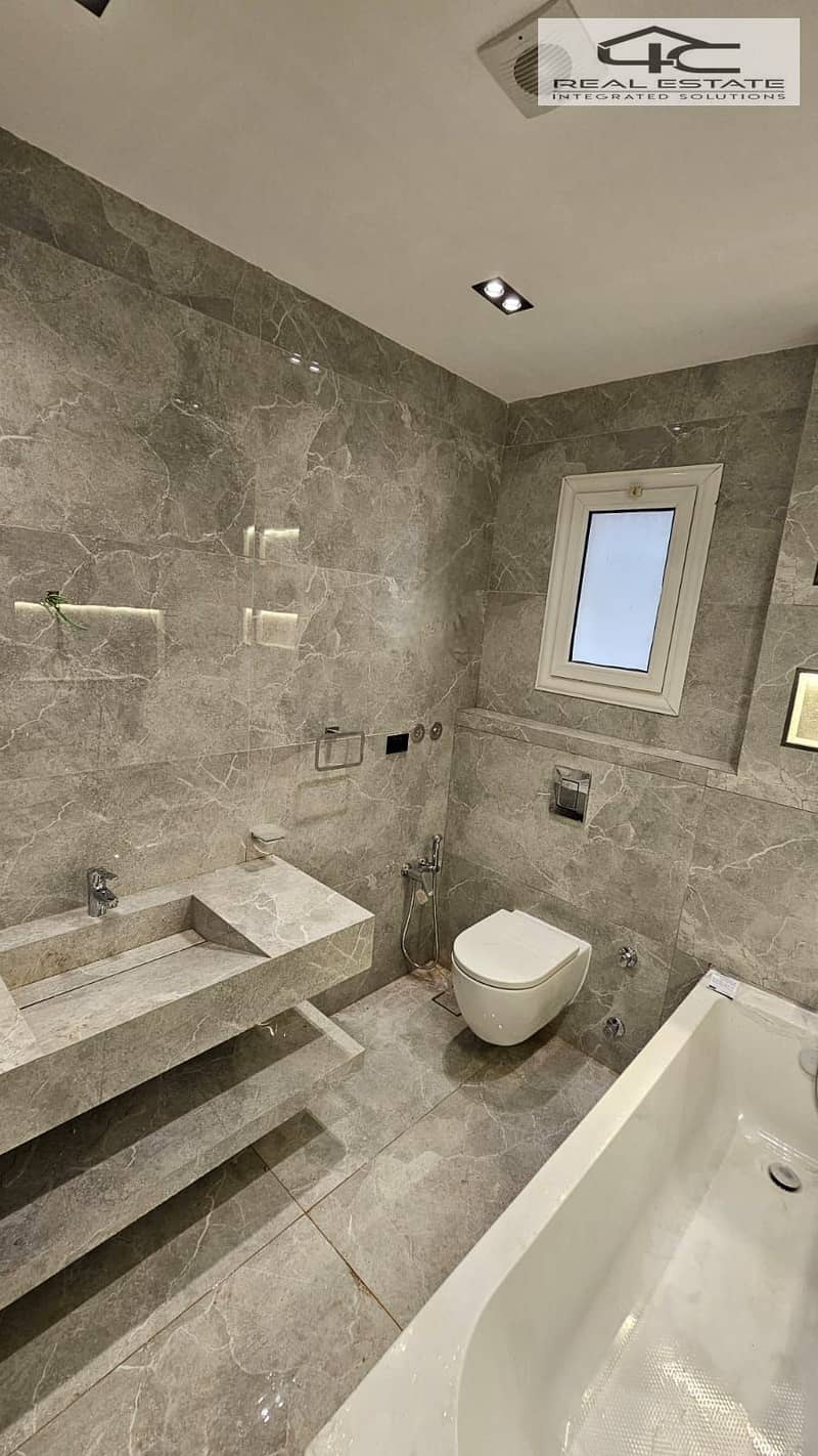 8 WhatsApp Image 2025-12-21 at 22.09. 47. jpeg