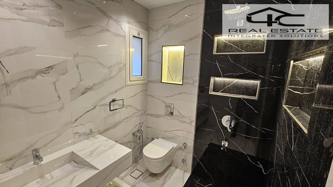 19 WhatsApp Image 2025-12-21 at 22.09. 52 (2). jpeg