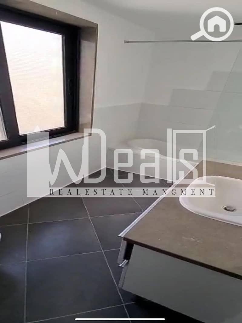 11 WhatsApp Image 2024-09-17 at 6.44. 01 PM. jpg